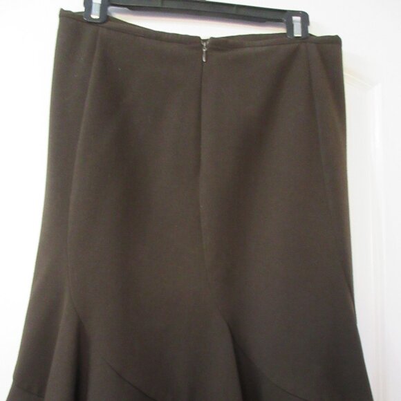 INSIGHT Chocolate Brown Asymmetrical Knit Flare Midi Skirt, size 6 . - Picture 5 of 8